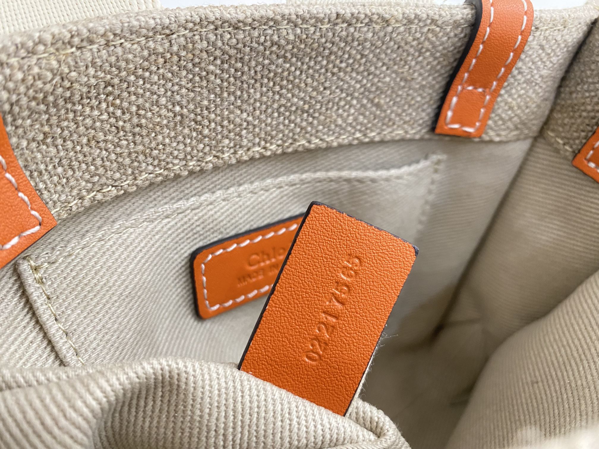 Chloe Mini Woody Tote Bag In Linen